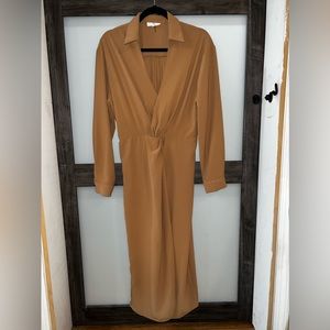 NWOT Women’s Entro brand long sleeve dress